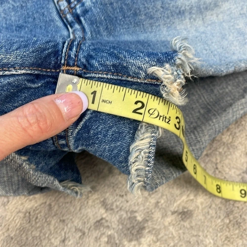 Madewell Relaxed Denim Shorts Button Fly Cut Off Cheeky Split Hem Sz 29